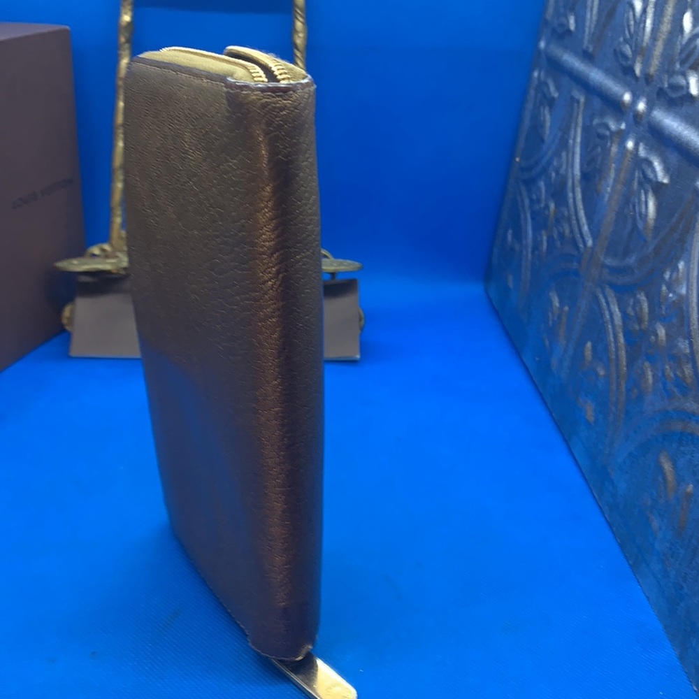 Louis Vuitton Bronze Suhali Long Zippy Wallet - Picture 10 of 12